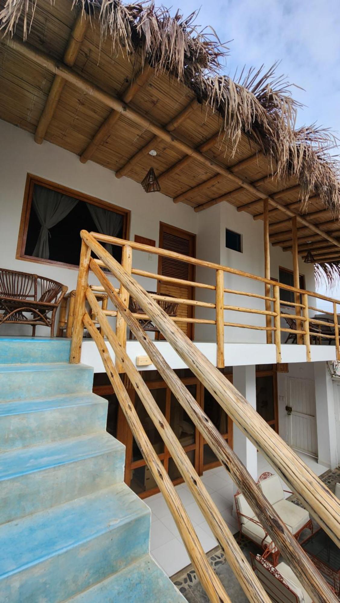 Kinti Guest House Máncora Esterno foto
