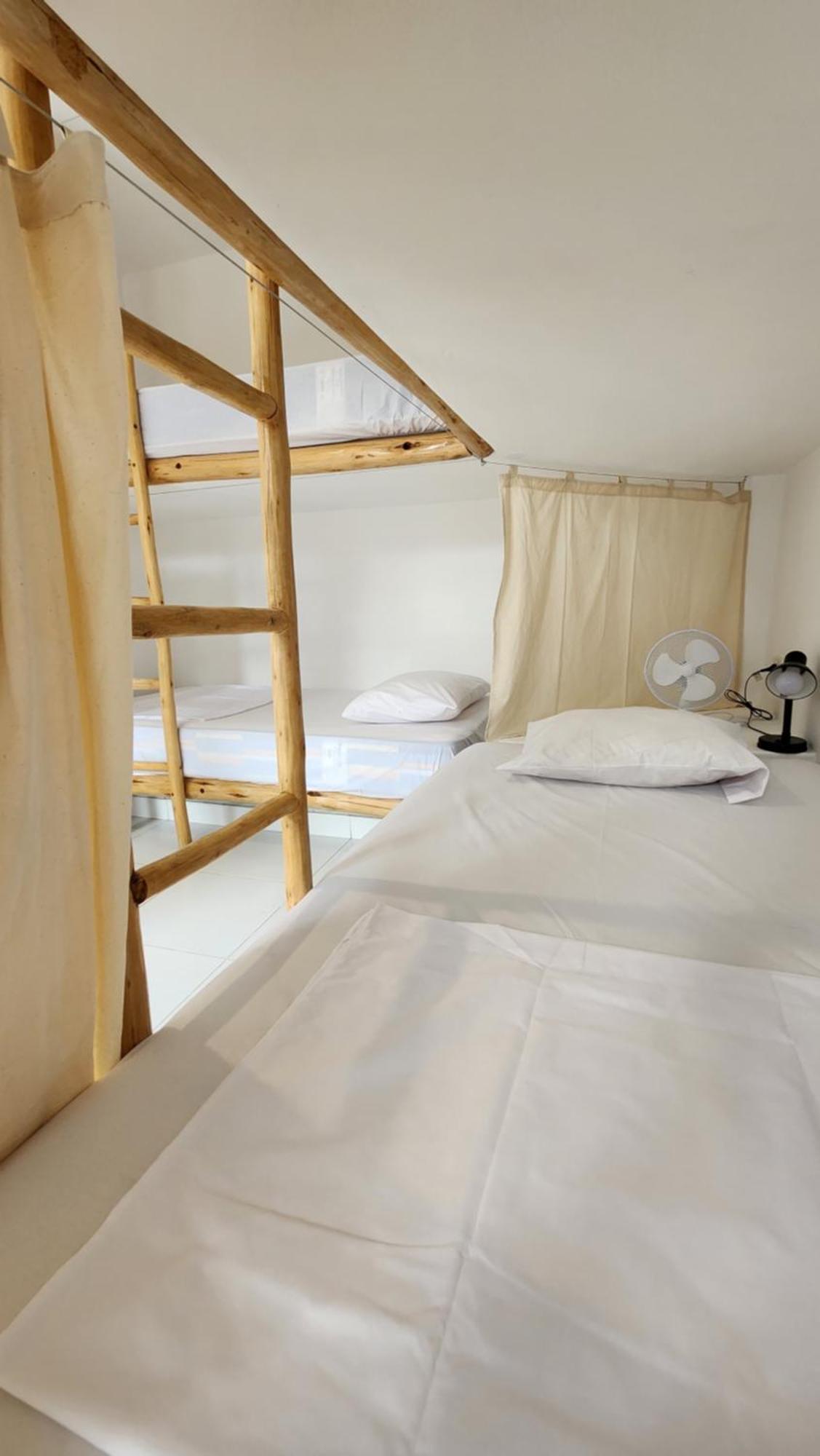 Kinti Guest House Máncora Esterno foto